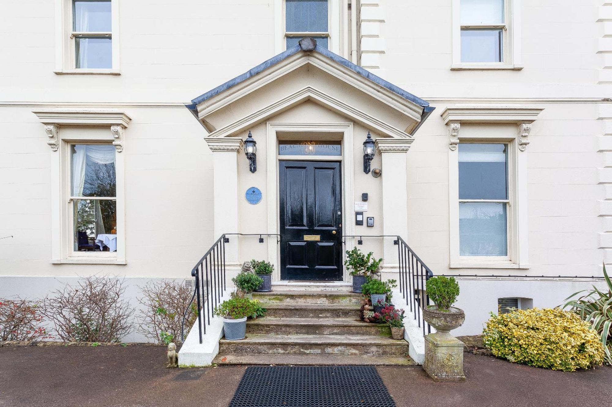 Beaumont House Hotel Cheltenham Exterior photo
