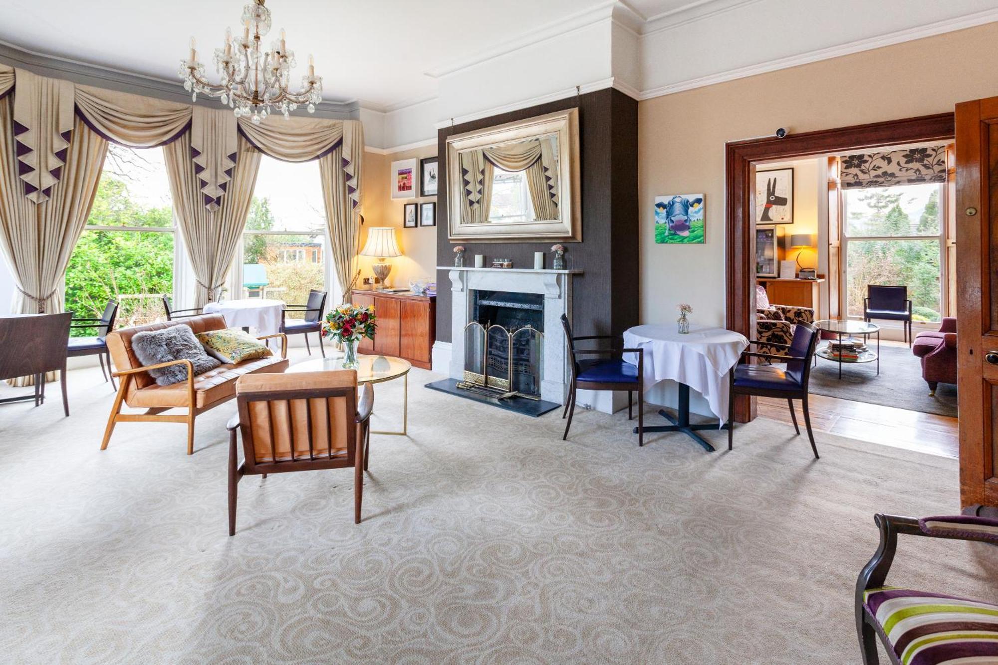 Beaumont House Hotel Cheltenham Exterior photo